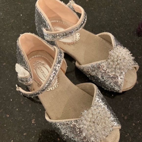 Joyfolie silver shoe - Picture 3 of 6